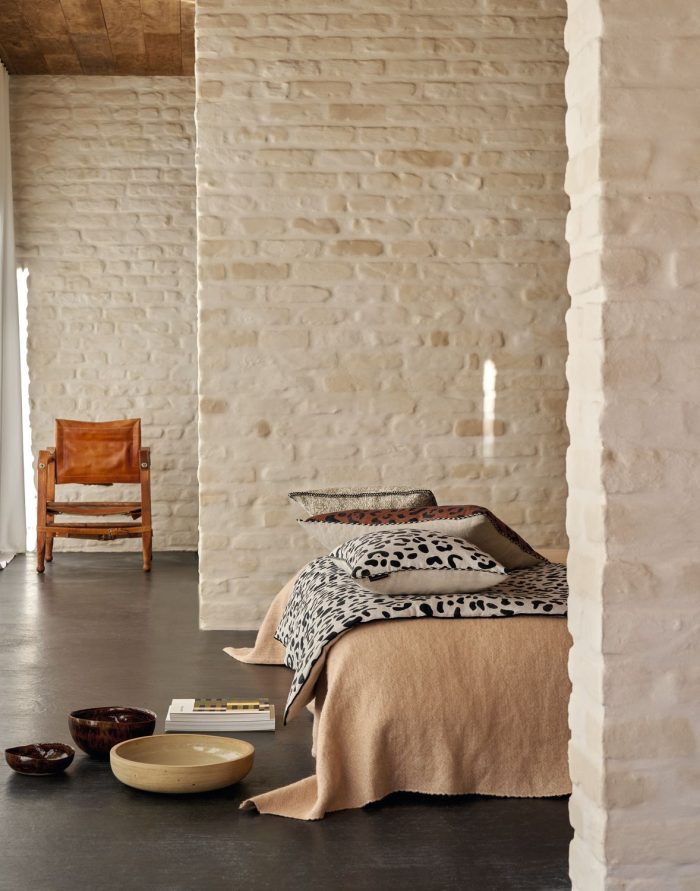 POSZEWKA NA PODUSZKĘ LEO - obrazek 3